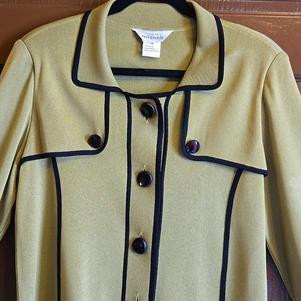 Misook-Knit chartreuse sweater with black trim Size M.